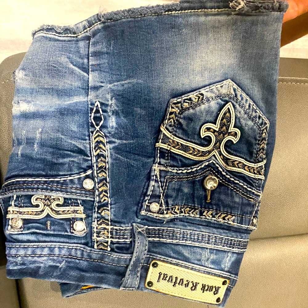 Rock revival size 29